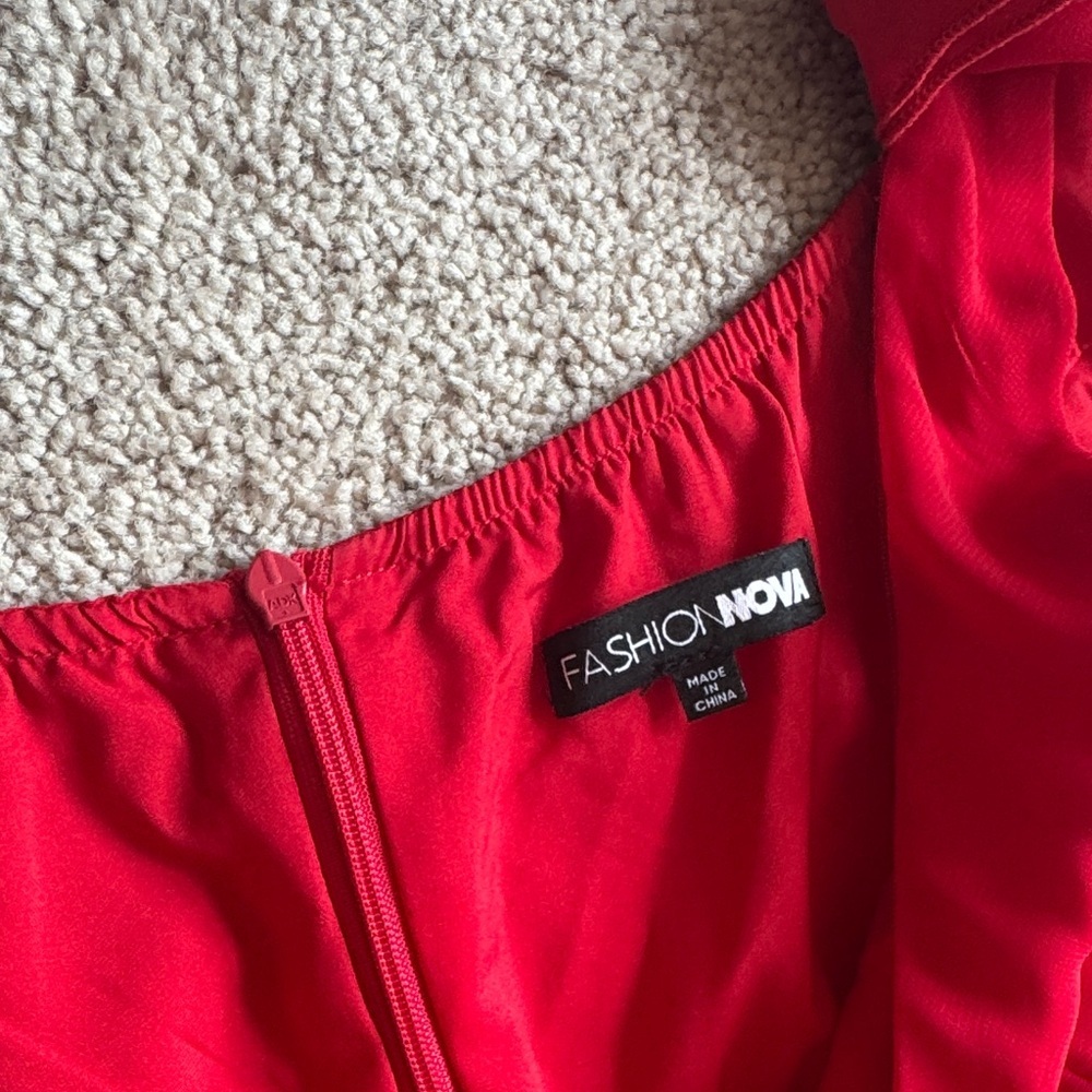 Red Sleeveless Ruffle-Trim Tank Top - Picture 5 of 7